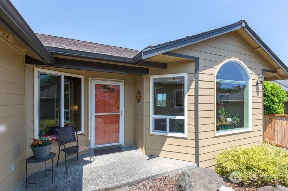 41 Onyx Lane Sequim, WA 98382 - Photo 11 of 40 a front view of a house with a porch