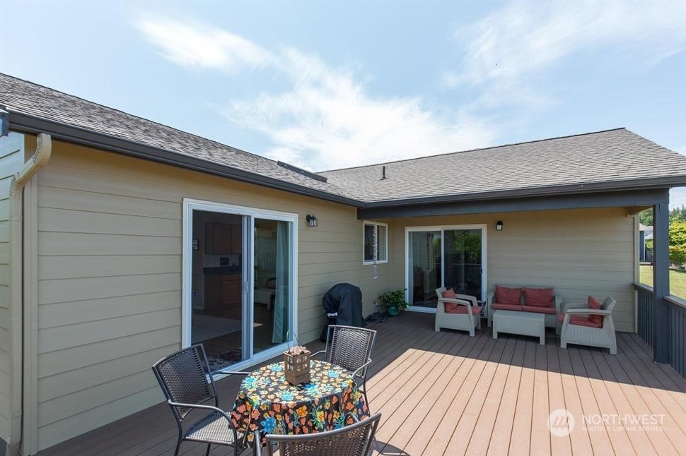 41 Onyx Lane Sequim, WA 98382 - Photo 32 of 40 a house view with a seating space