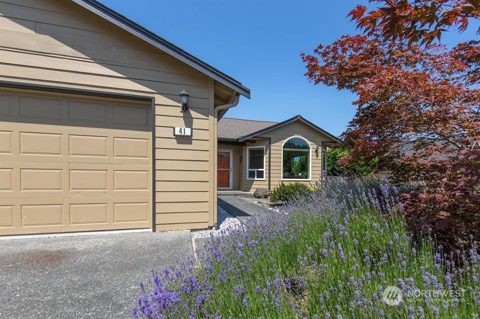 41 Onyx Lane Sequim, WA 98382 - Photo 4 of 40