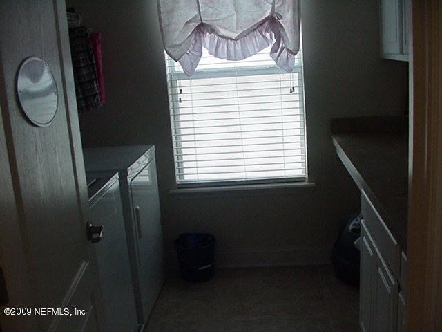 3715 Chasing Falls Road Orange Park, FL 32065 - Photo 22 of 33 Laundry Room 2