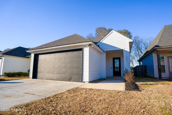 $219,900 | 221 Alpine Drive, Lafayette, LA 70506