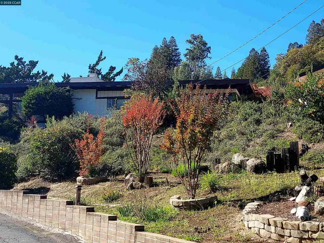 $1,298,000 | 4900 John Muir Road, Martinez, CA 94553