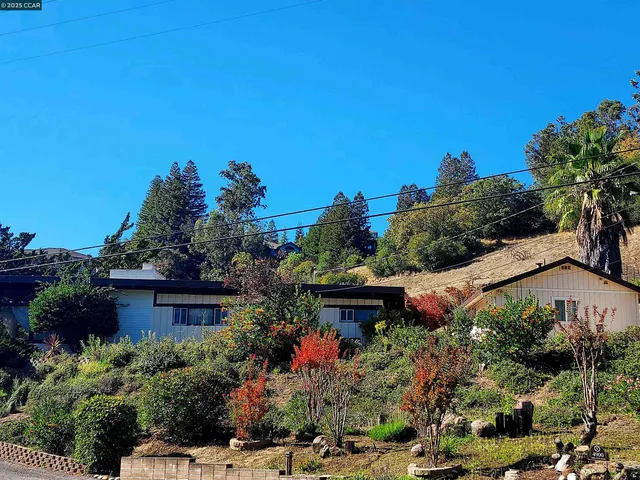 $1,298,000 | 4900 John Muir Road, Martinez, CA 94553