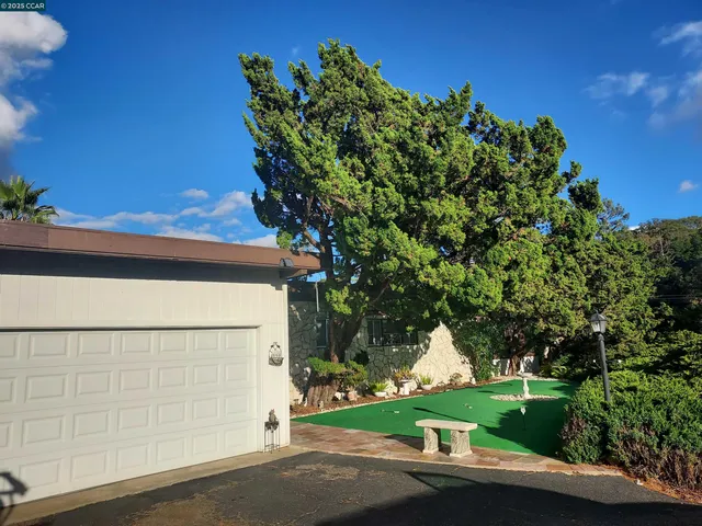 $1,298,000 | 4900 John Muir Road, Martinez, CA 94553