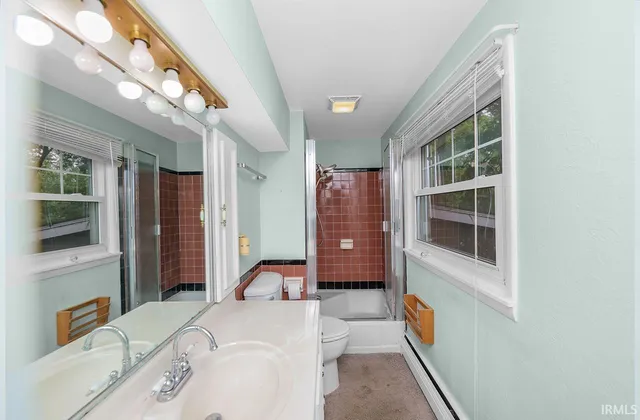 $359,000 | 20484 County Road 8, Bristol, IN 46507