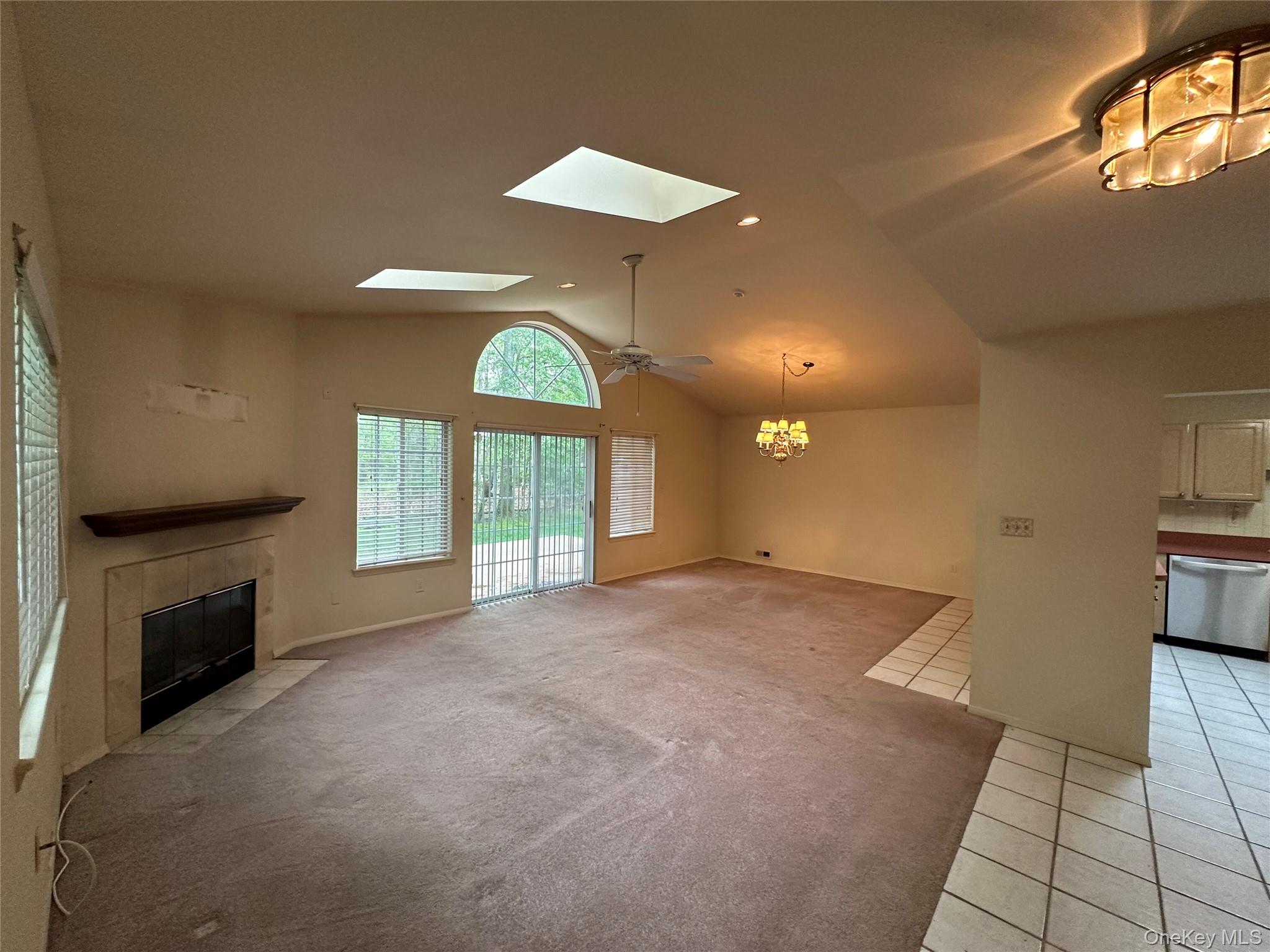 89 Rabbit Run Manorville, NY 11949 - Photo 4 of 16
