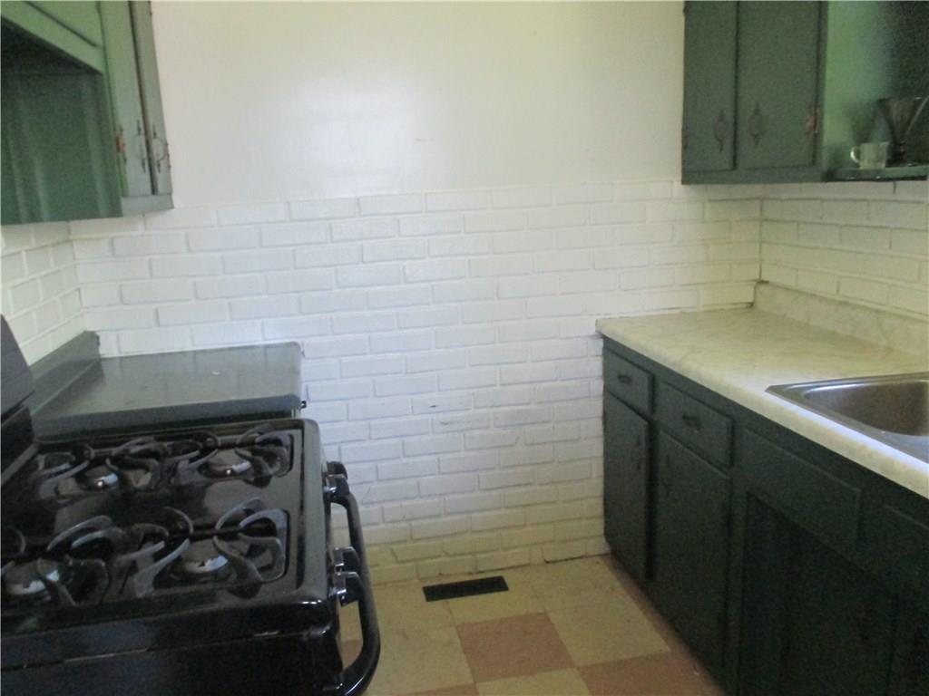 623 Freeport Road Pittsburgh, PA 15238 - Photo 2 of 12 Gallery Image 2