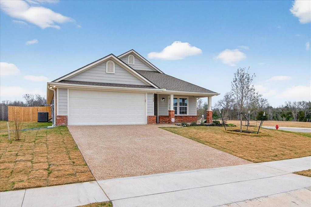 2508 Yoder Lane Waco, TX 76706 - Photo 4 of 32