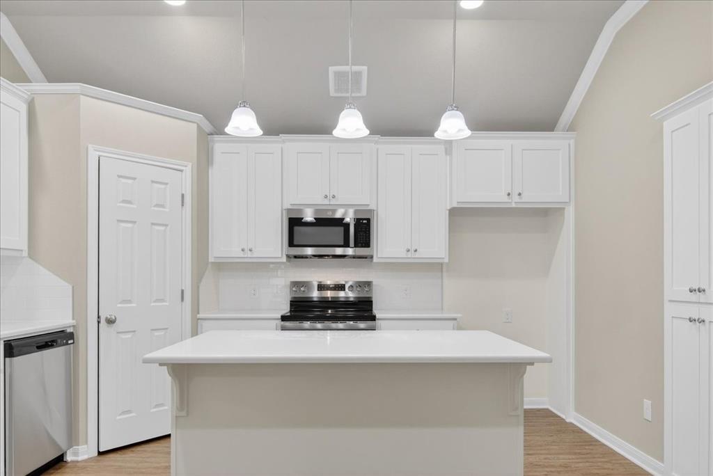 2508 Yoder Lane Waco, TX 76706 - Photo 8 of 32