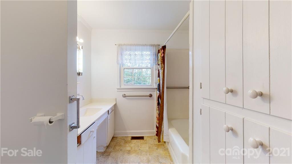 1565 Springlake Road York, SC 29745 - Photo 10 of 18