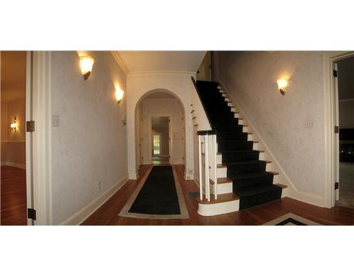 271 Brighton Road Springfield, OH 45504 - Photo 4 of 18 Gallery Image 4