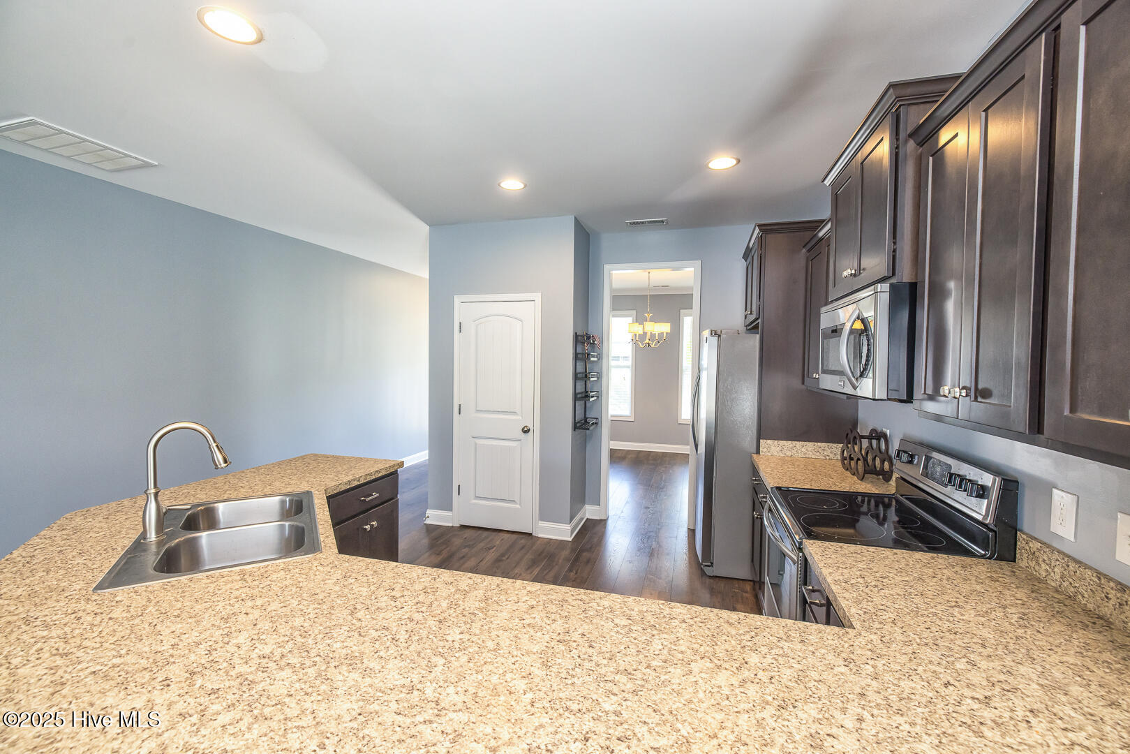 368 Lehigh Road Wilmington, NC 28412 - Photo 12 of 35 D59