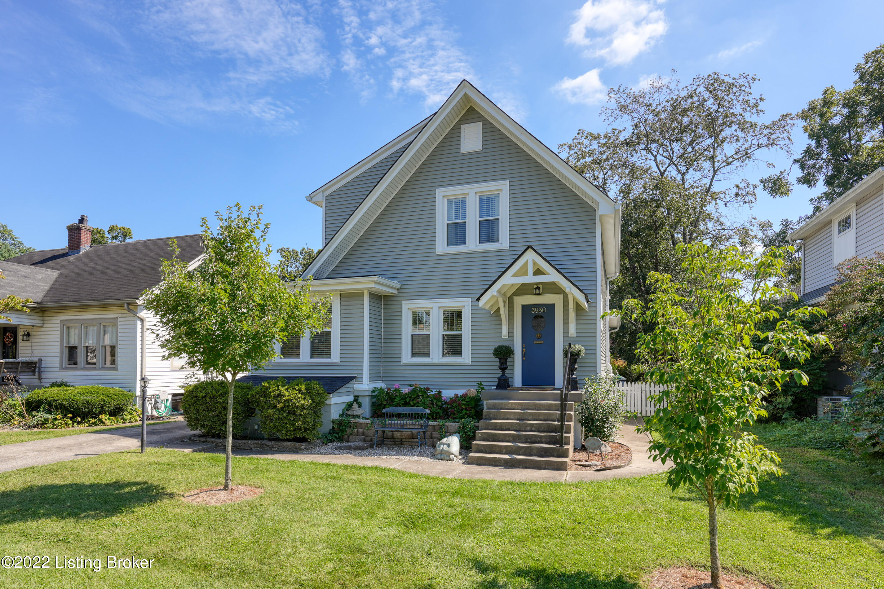 3830 Ormond Road Louisville, KY 40207 - Photo 2 of 40 002 - 20210920 700109
