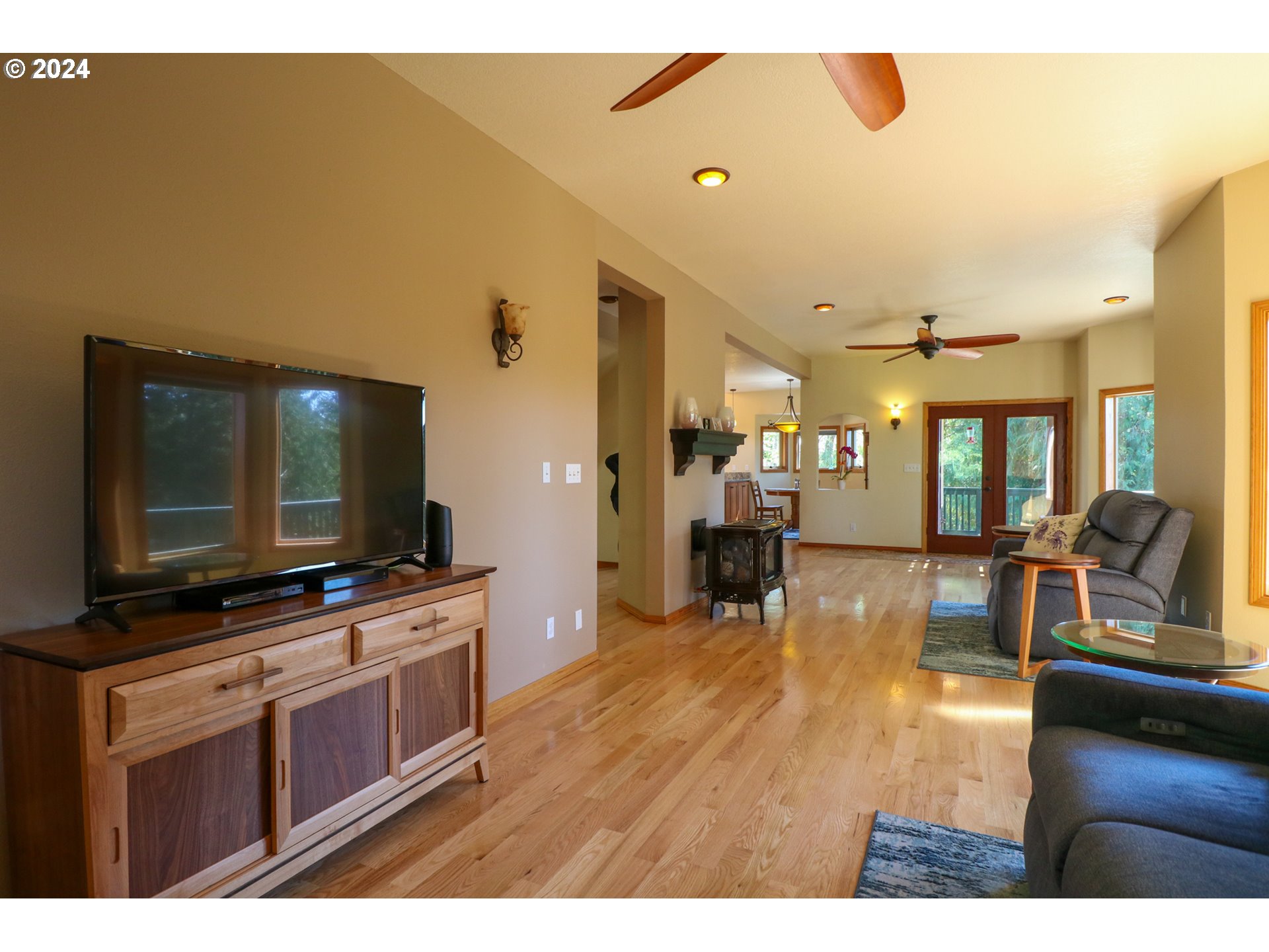 73495 Highway 101 North Bend, OR 97459 - Photo 20 of 48
