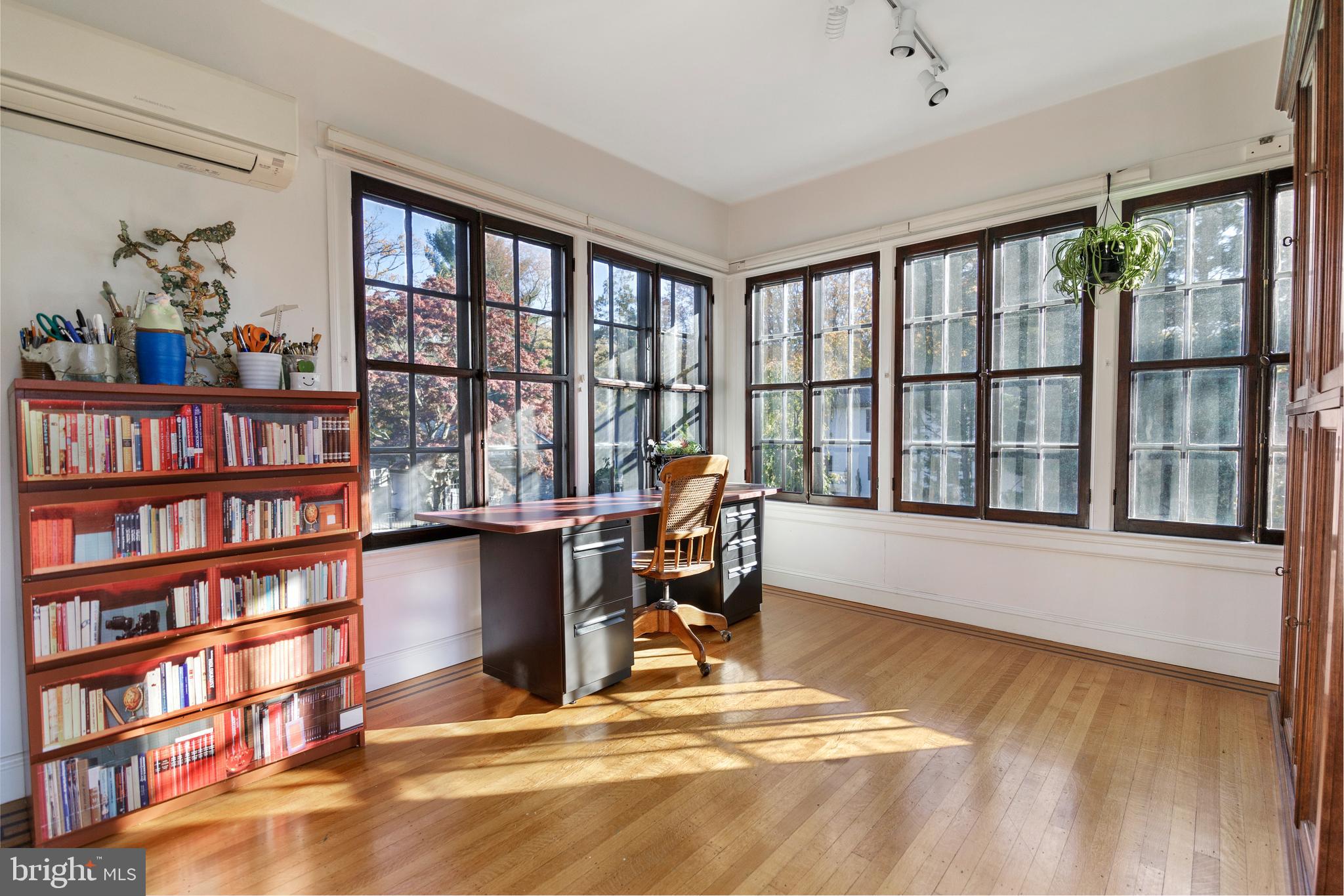 501 Warwick Road Haddonfield, NJ 08033 - Photo 14 of 29