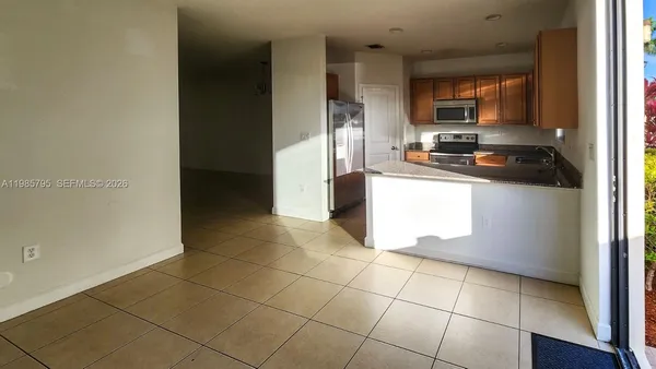 $3,400 | 470 Northeast 194th Terrace, Unit 470, Miami, FL 33179