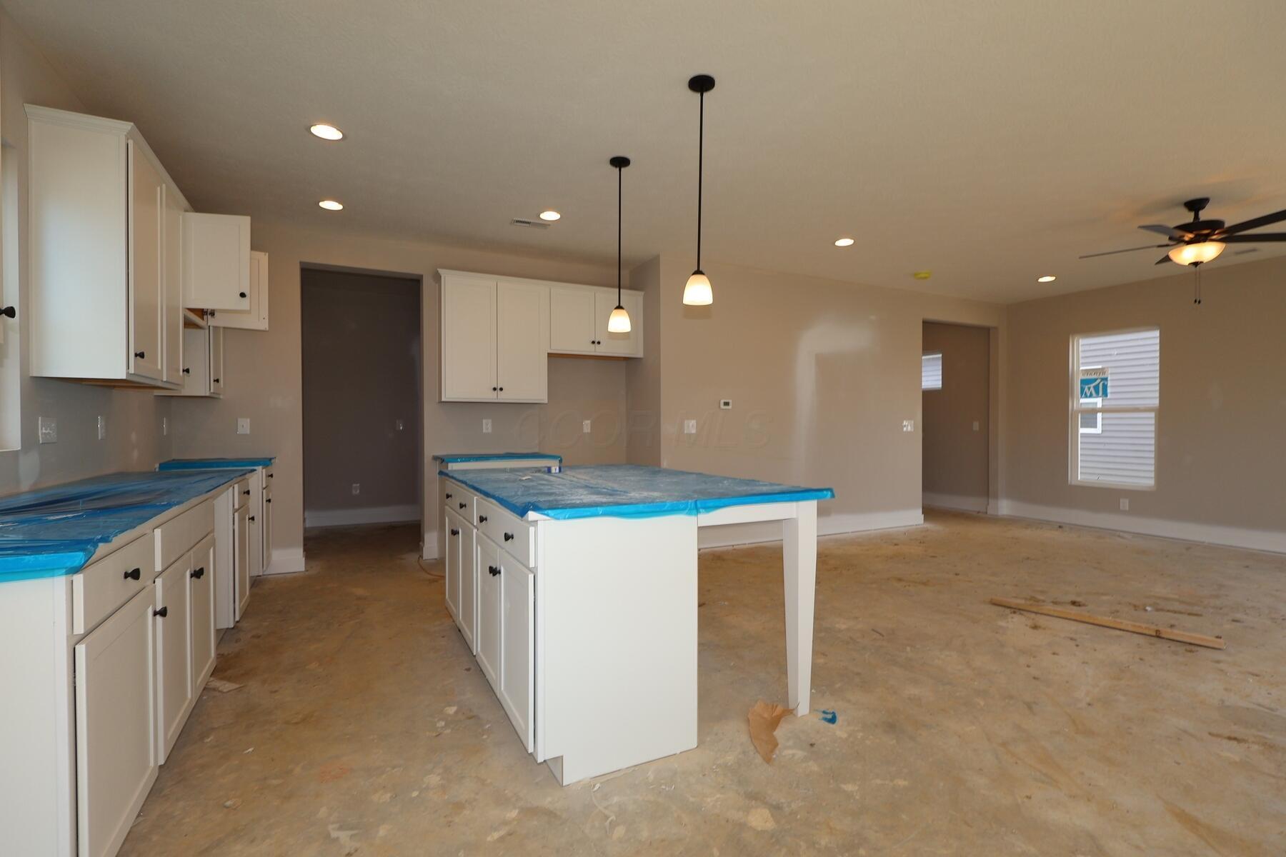 5639 Valleydale Road Powell, OH 43065 - Photo 3 of 14 Kitchen