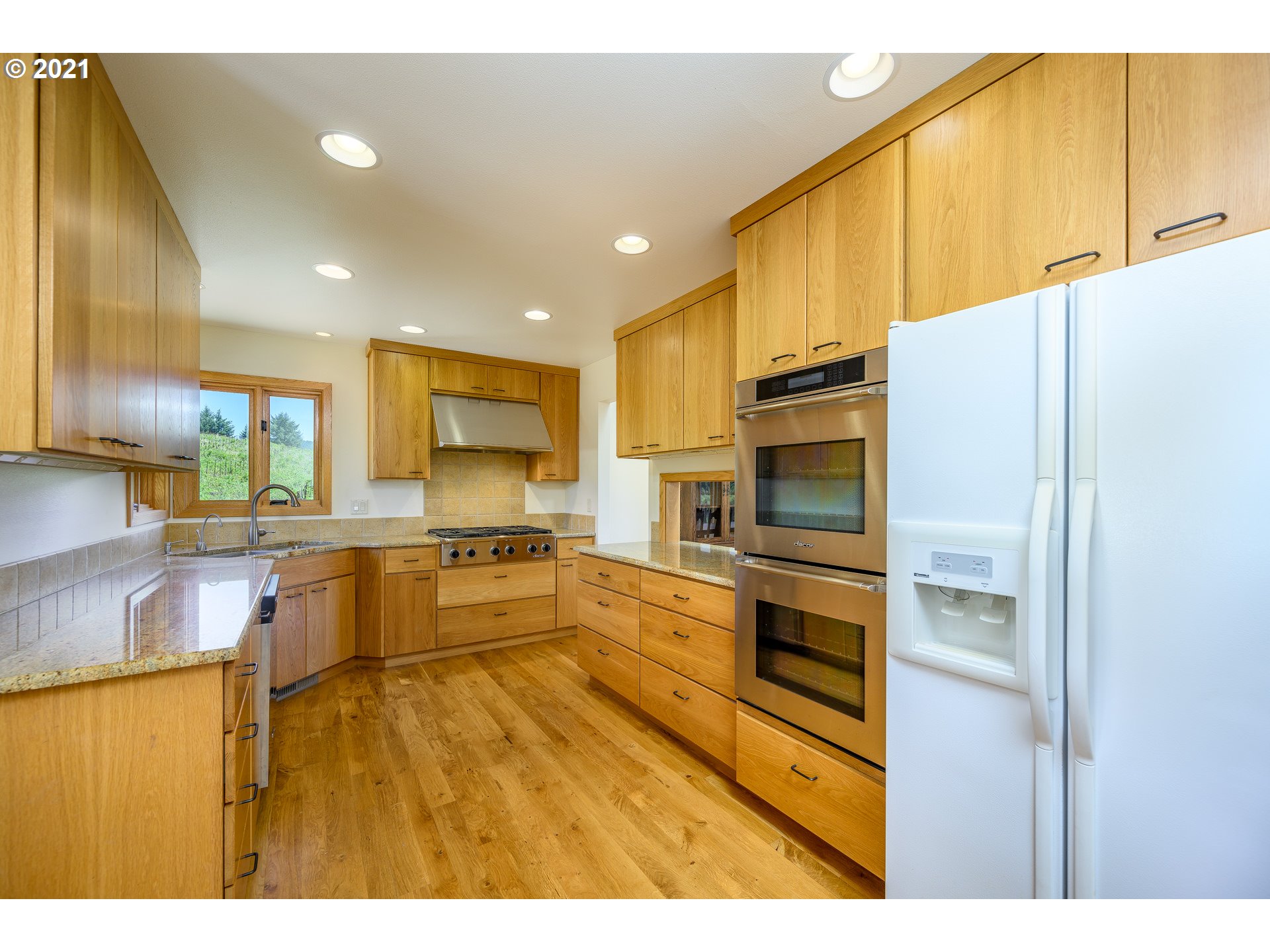 26200 Thomson Mill Road Sheridan, OR 97378 - Photo 8 of 26 Gallery Image 8