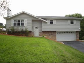 304 Huckleberry Road Bluff City, TN 37618 - Photo 1 of 19 Photo 1