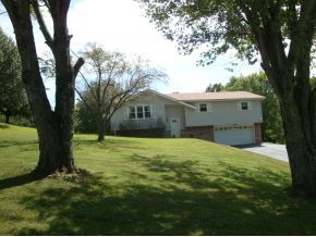 304 Huckleberry Road Bluff City, TN 37618 - Photo 16 of 19 Photo 16