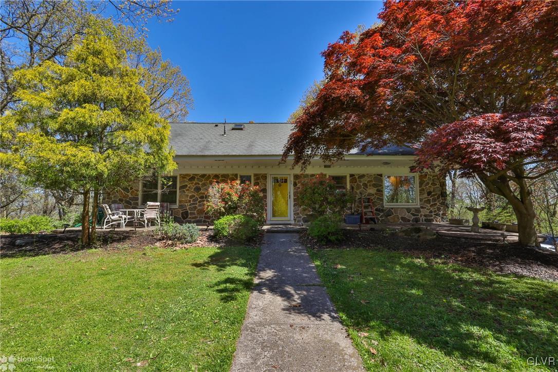 375 Spring Valley Road Easton, PA 18042 - Photo 1 of 31 Gallery Image 1