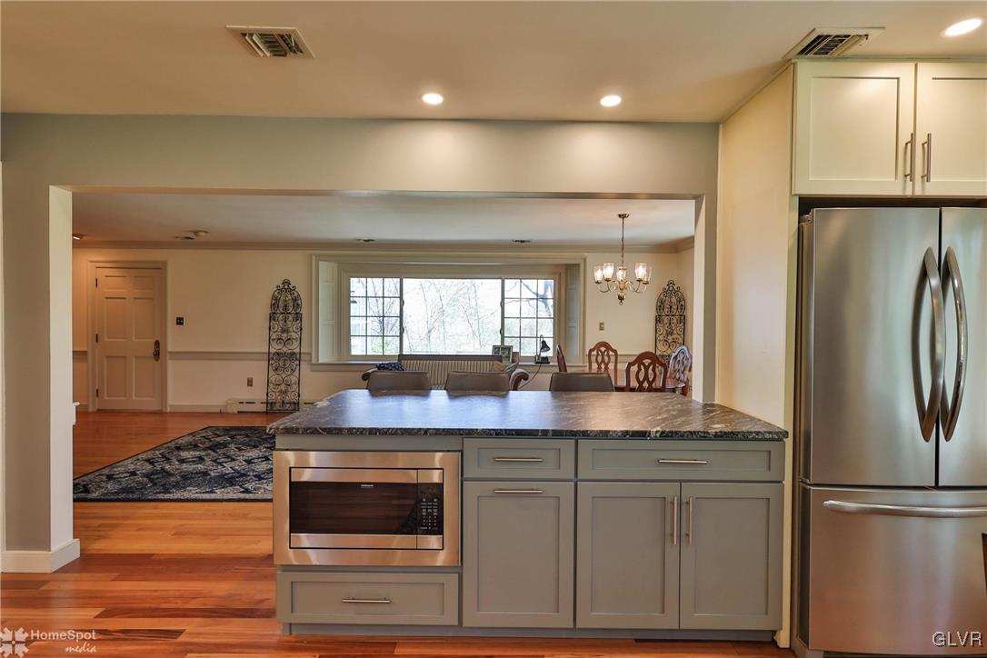 375 Spring Valley Road Easton, PA 18042 - Photo 12 of 31 Gallery Image 12