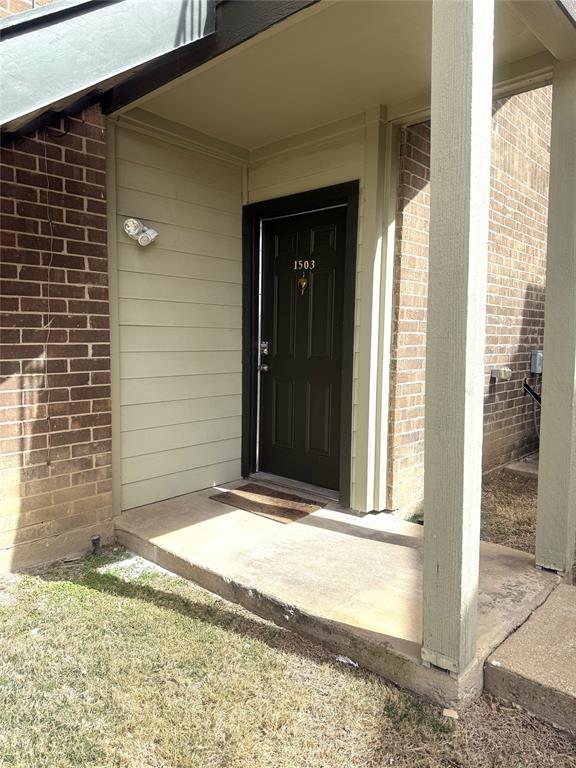 5981 Arapaho Road, Unit 1503 Dallas, TX 75248 - Photo 2 of 14 a view of entrance