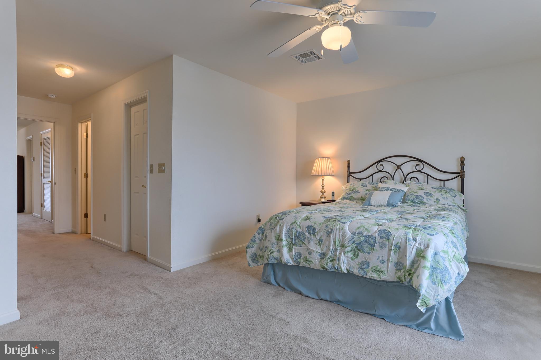 102 Sparrow Road Hummelstown, PA 17036 - Photo 11 of 37 Gallery Image 11