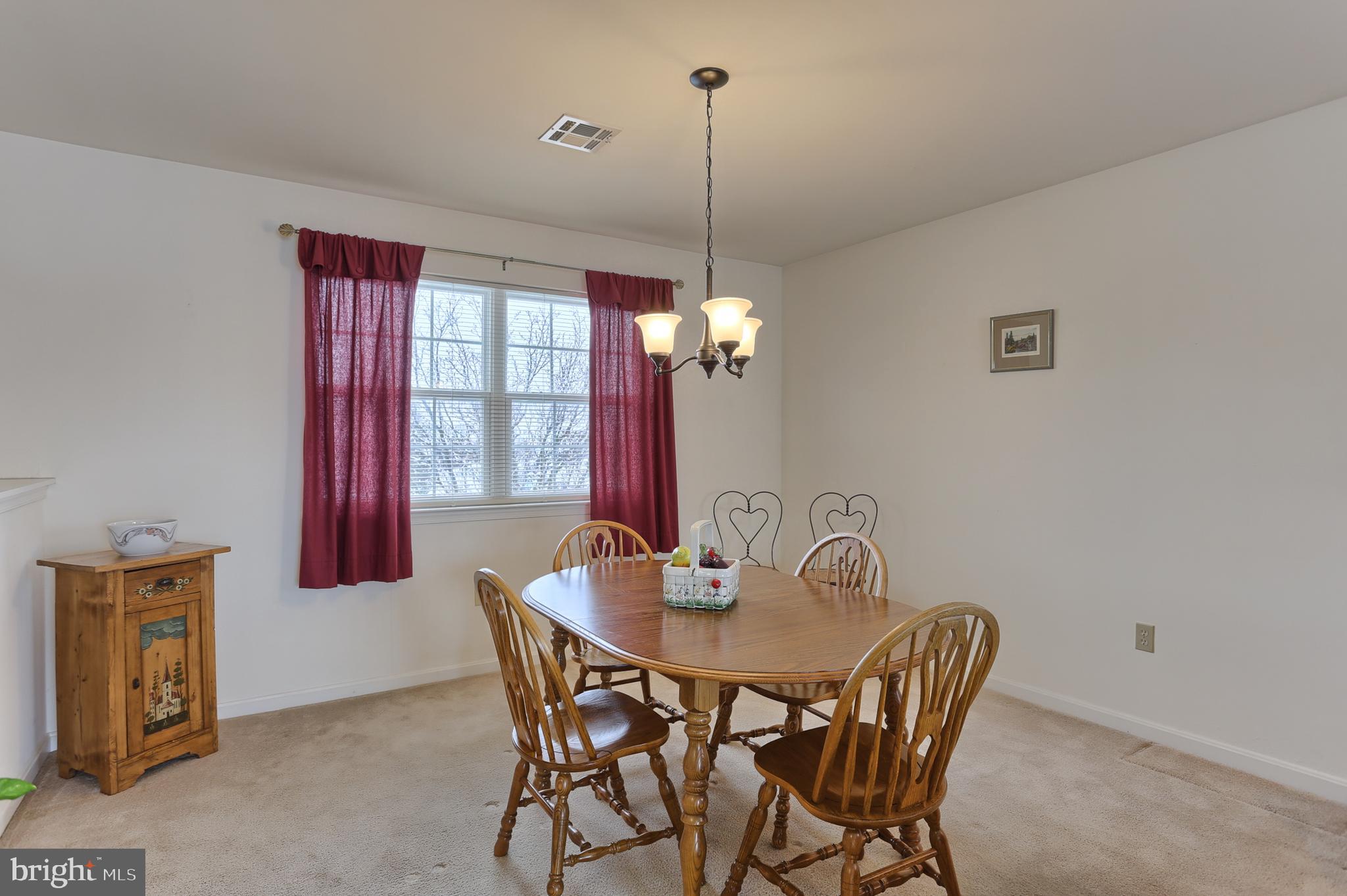 102 Sparrow Road Hummelstown, PA 17036 - Photo 14 of 37 Gallery Image 14