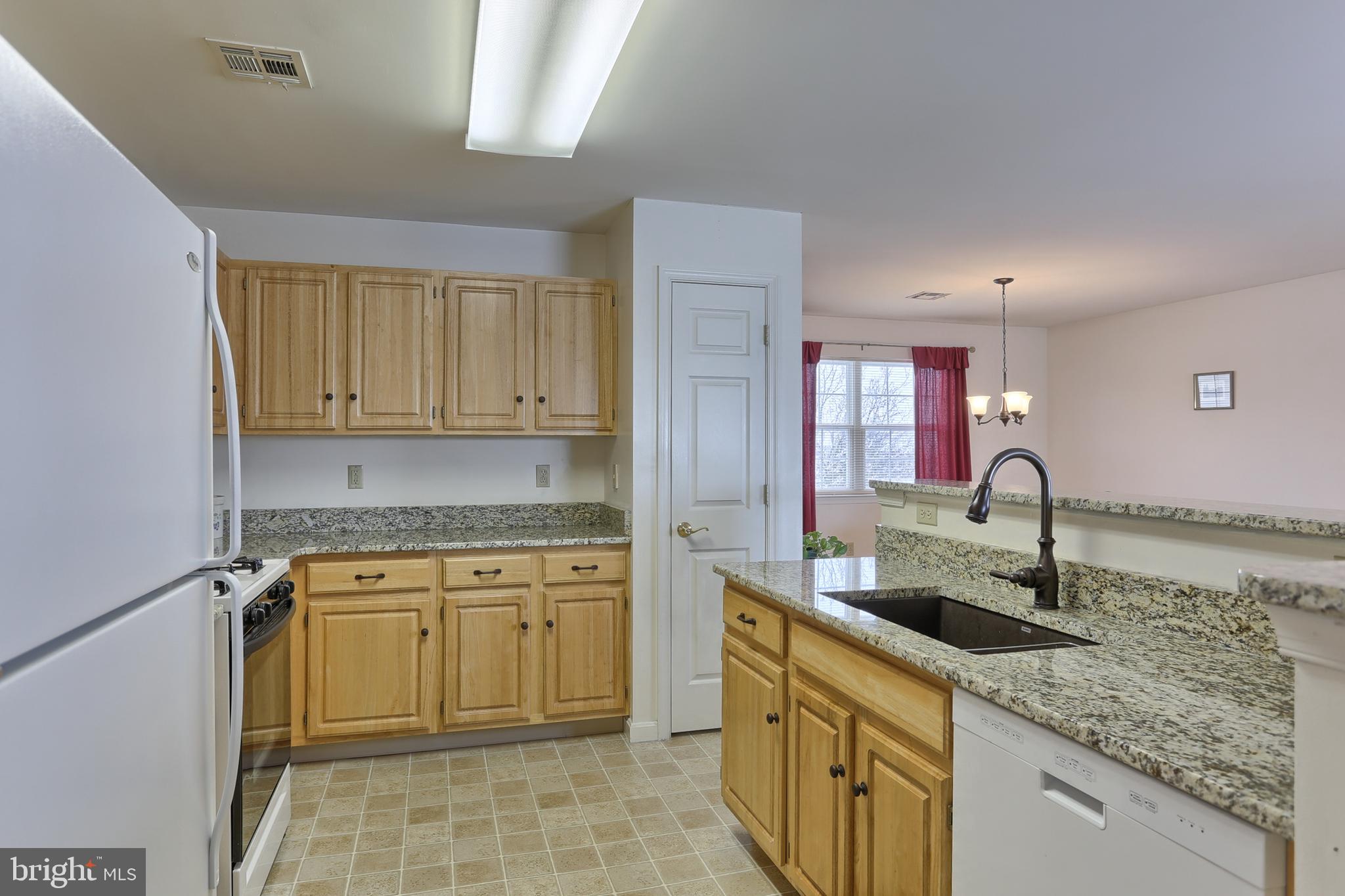 102 Sparrow Road Hummelstown, PA 17036 - Photo 17 of 37 Gallery Image 17