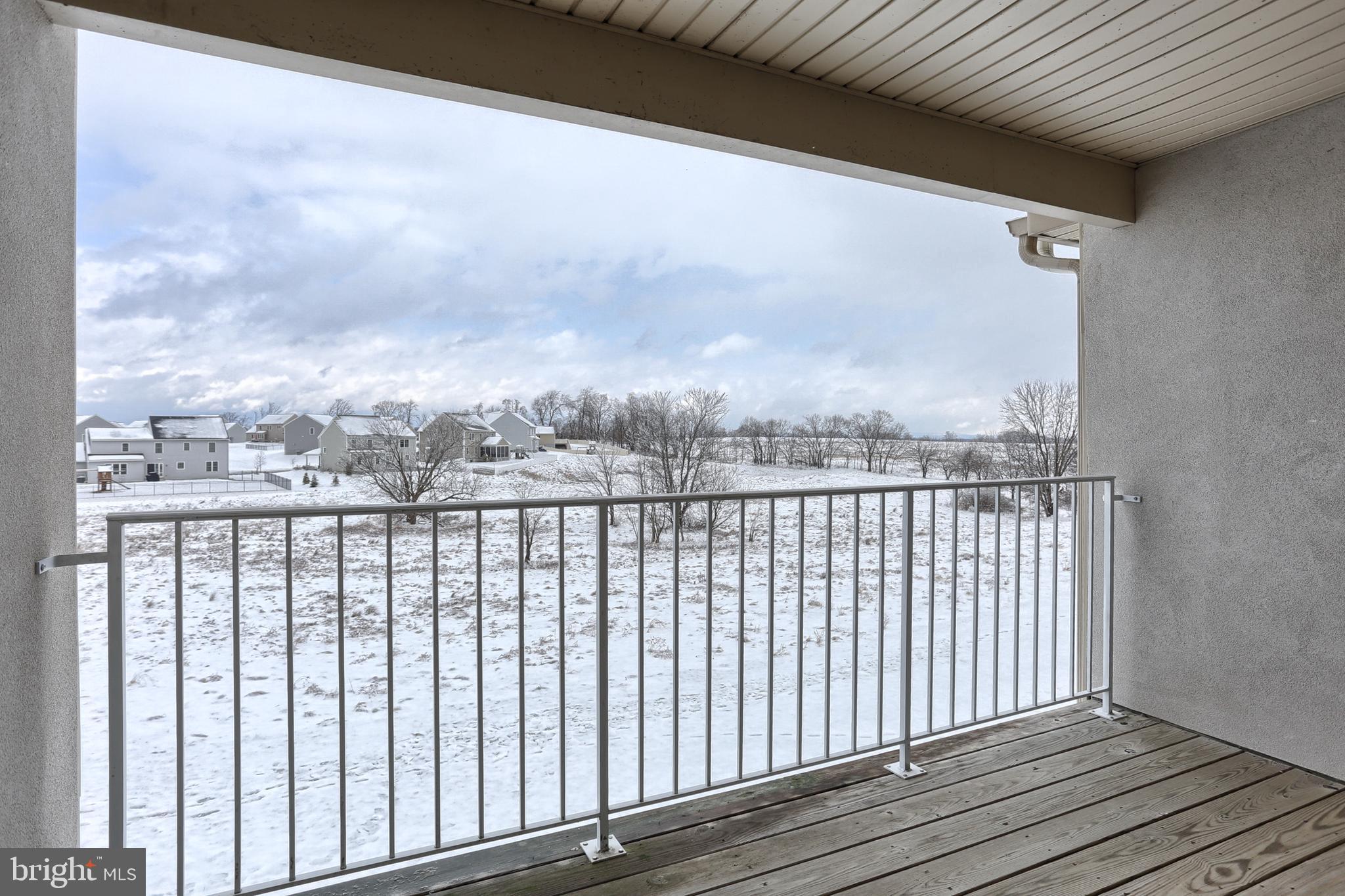 102 Sparrow Road Hummelstown, PA 17036 - Photo 6 of 37 Gallery Image 6