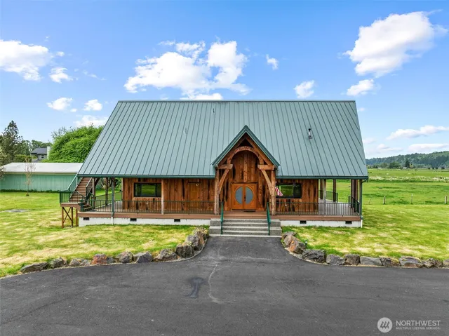 $899,900 | 6238 Willow Grove Road, Longview, WA 98632