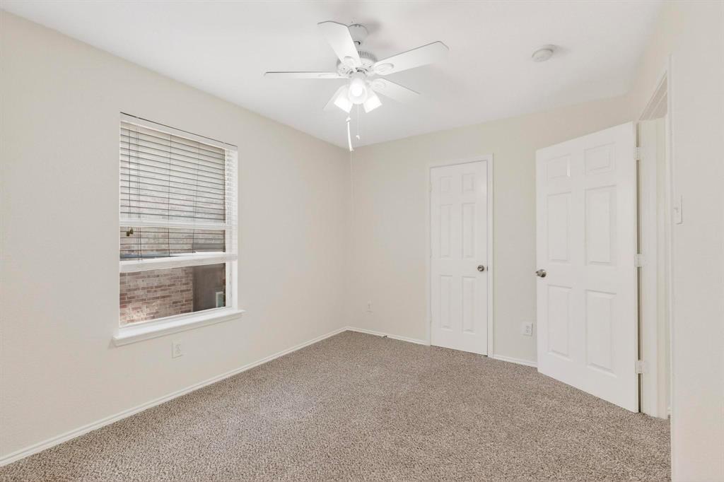 12047 Del Rio Drive Frisco, TX 75035 - Photo 19 of 29 Secondary Bedroom