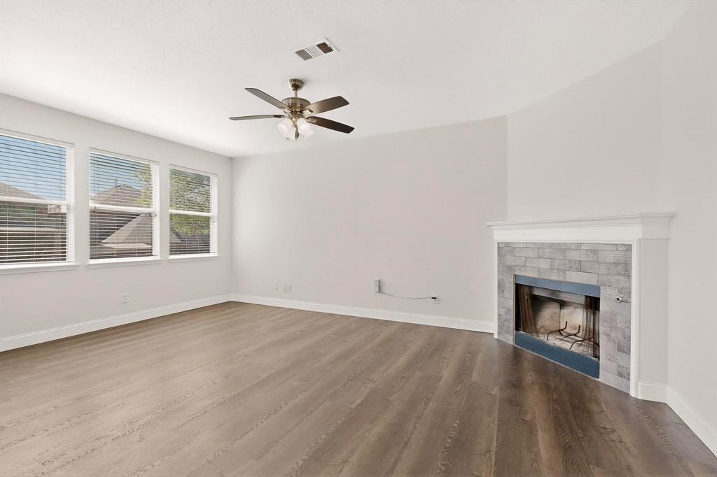 12047 Del Rio Drive Frisco, TX 75035 - Photo 6 of 29