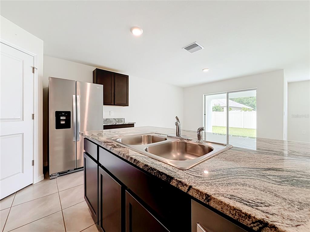 6698 Southeast 3rd Loop Ocala, FL 34472 - Photo 38 of 43