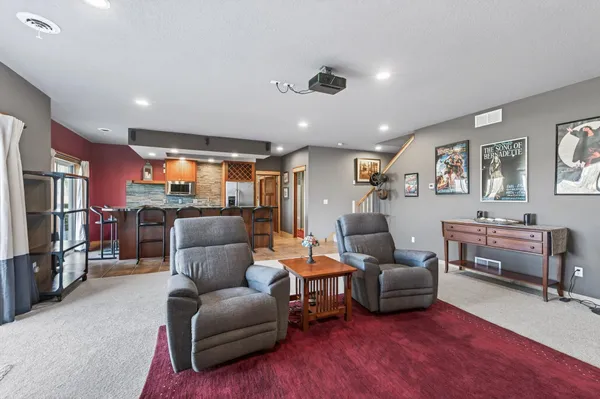 $799,900 | 13966 346th Court, Lindstrom, MN 55045