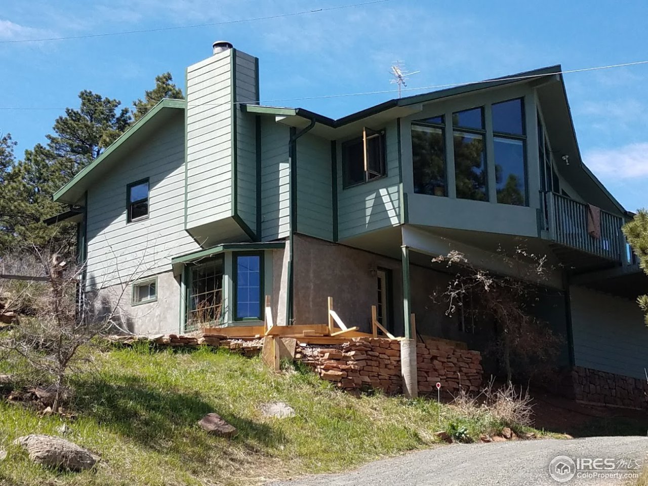 364 Jasper Drive Lyons, CO 80540 - Photo 1 of 14 Main