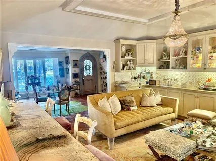 $1,995,000 | 5338 West University Boulevard, Dallas, TX 75209