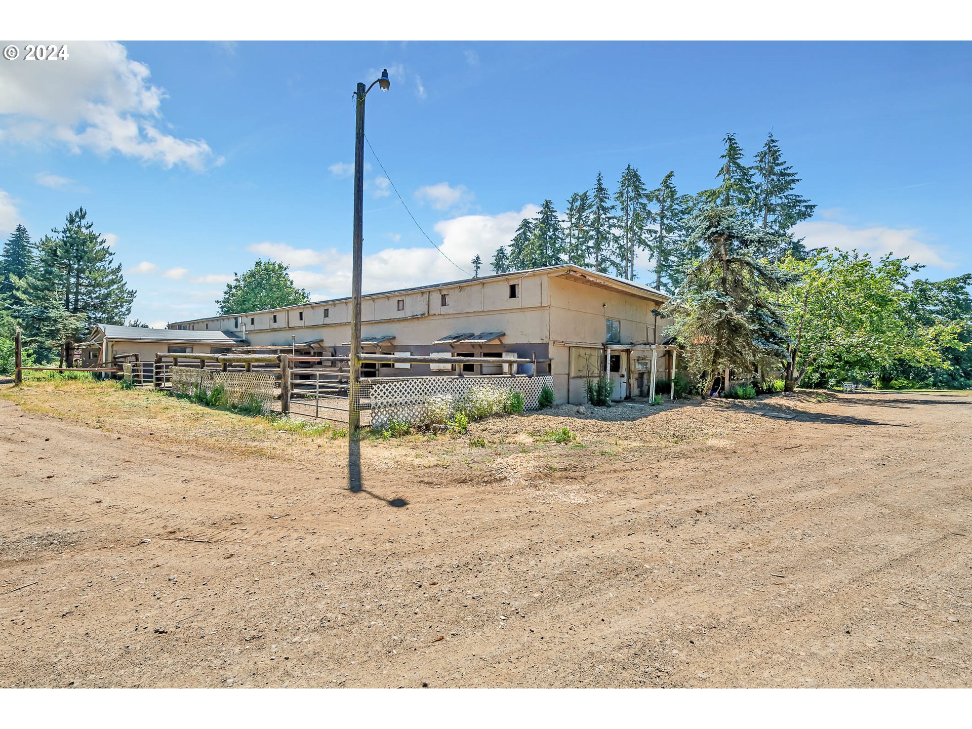 27627 Lorane Orchard Road Lorane, OR 97451 - Photo 40 of 47 Barn