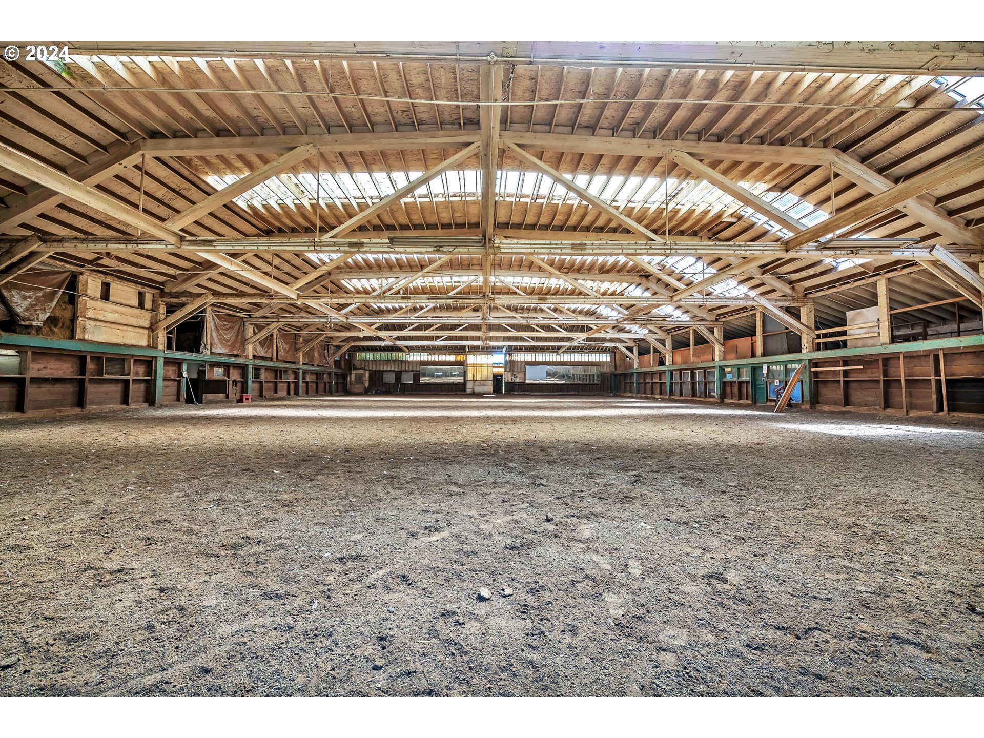 27627 Lorane Orchard Road Lorane, OR 97451 - Photo 41 of 47 Arena