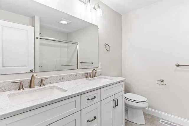 $843,400 | 155 Stewart Drive, Scarborough, ME 04074