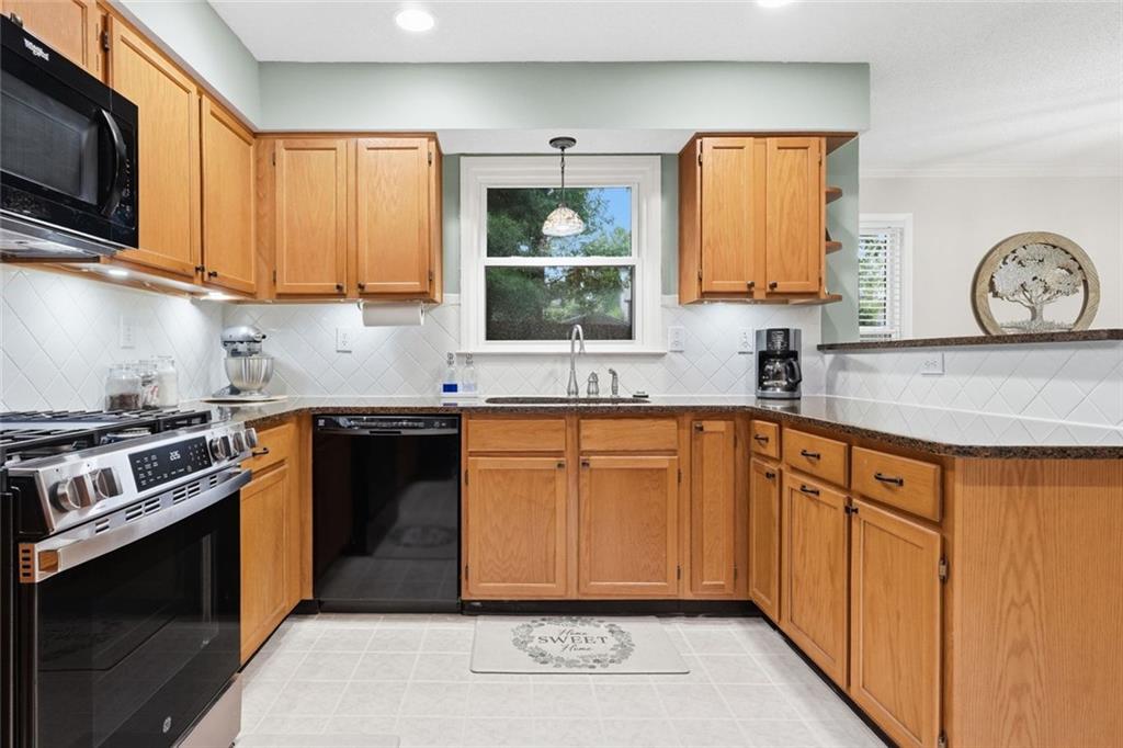 872 Wheatfields Court Decatur, GA 30030 - Photo 13 of 36 Gallery Image 13