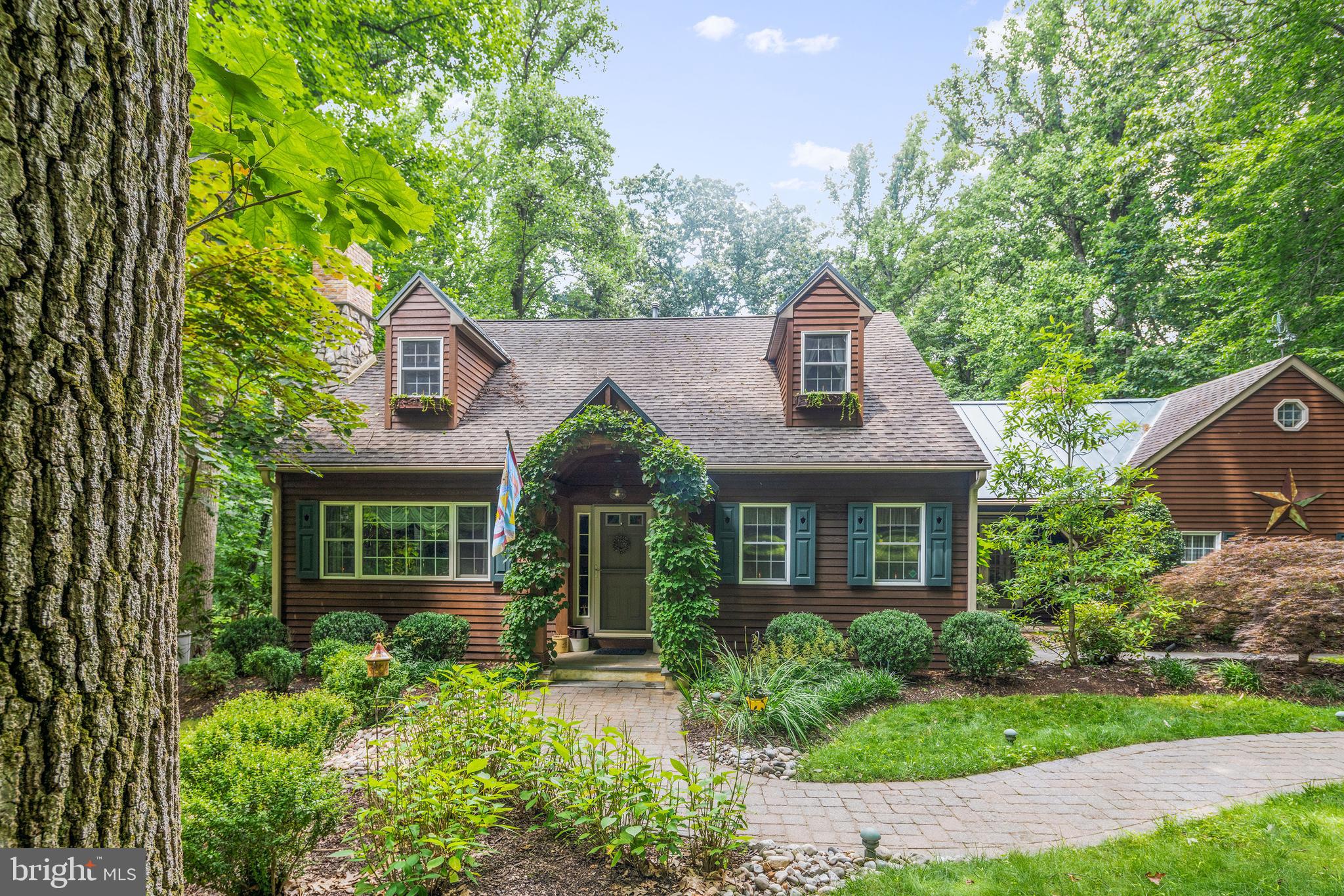2921 Snake Hill Road Doylestown, PA 18902 - Photo 5 of 35 Gallery Image 5
