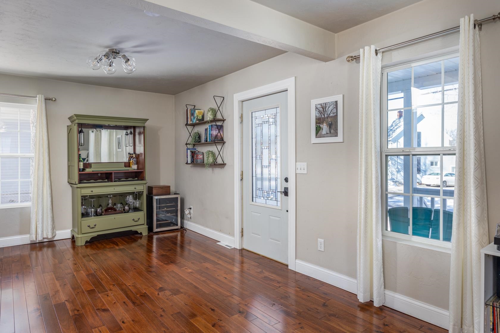 1429 East Gunn Street Appleton, WI 54915 - Photo 9 of 24