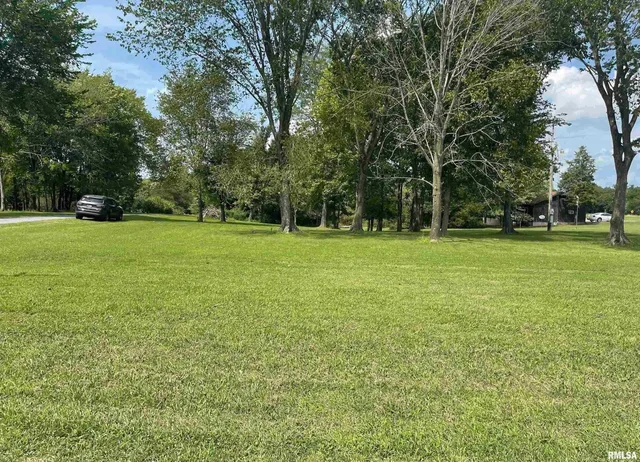 $10,000 | 473-476 Ivy Road, Carbondale, IL 62902