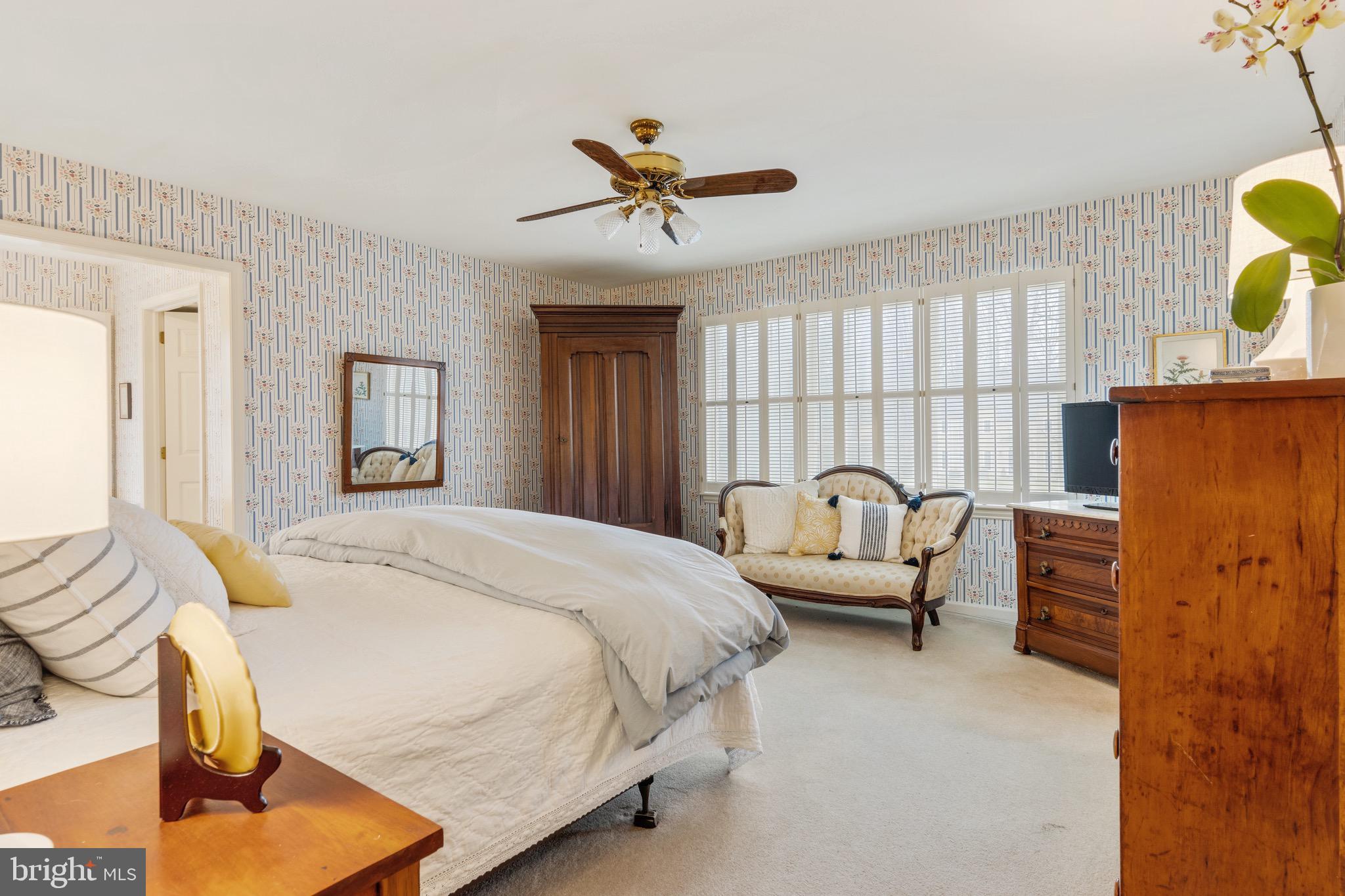 407 Round Hill Road Wayne, PA 19087 - Photo 23 of 39 MASTER BEDROOM
