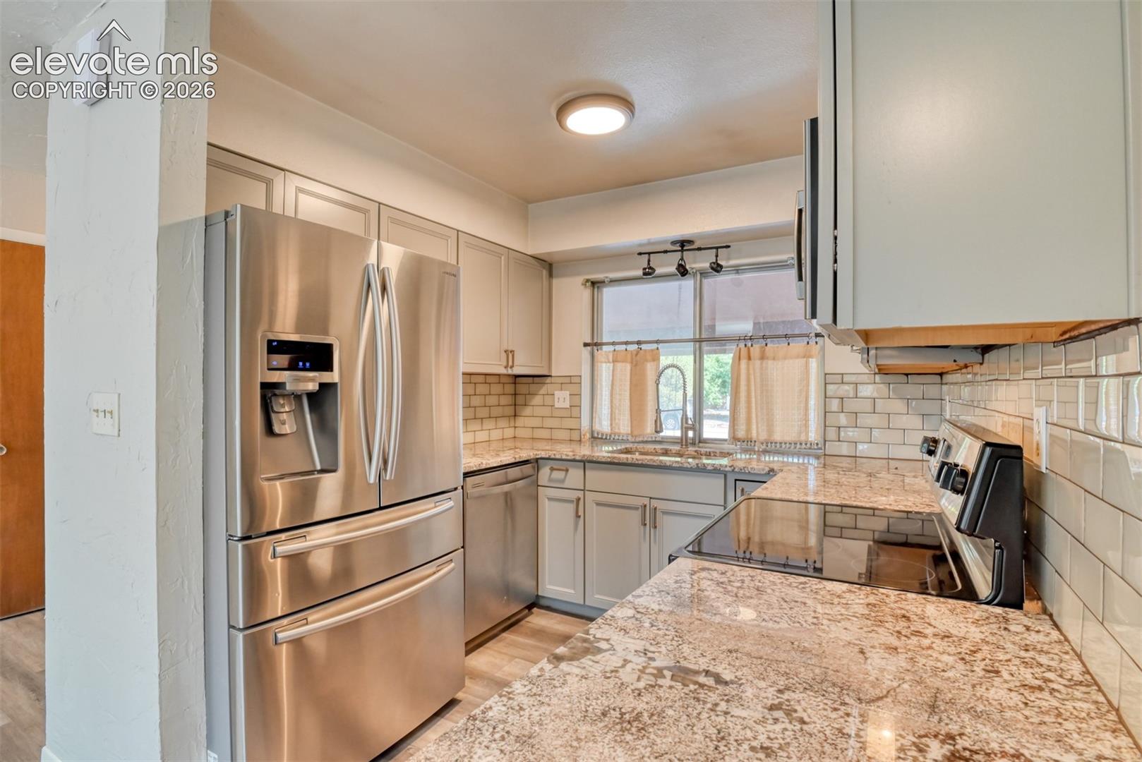 569 Red Cliff Road Colorado Springs, CO 80906 - Photo 15 of 50 Gallery Image 15