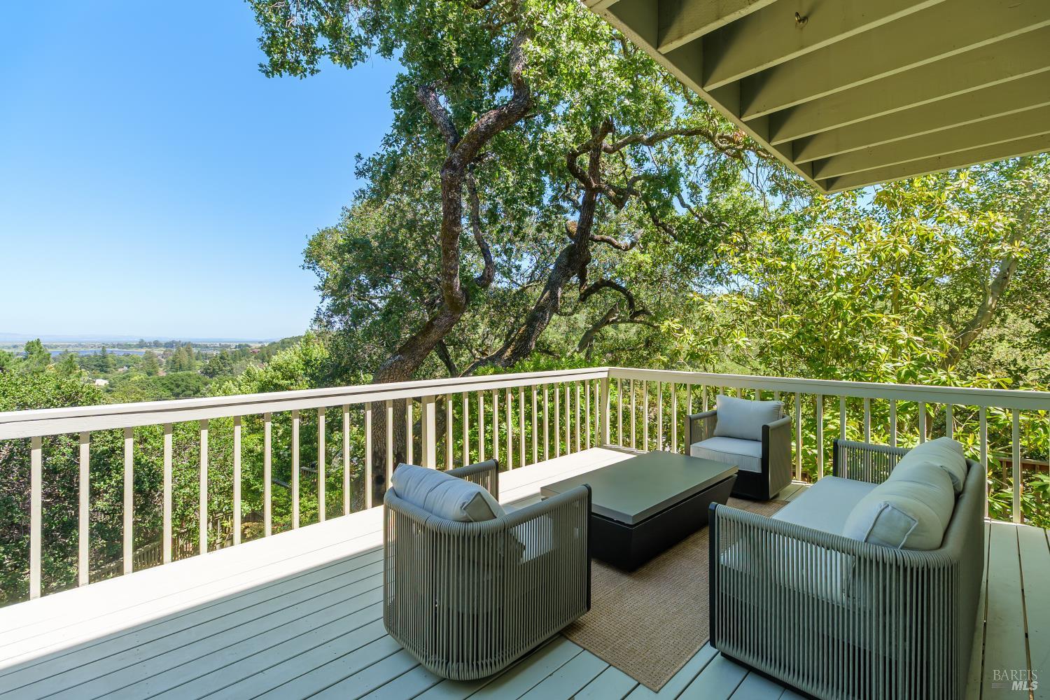 10 Shari Court Novato, CA 94947 - Photo 28 of 48