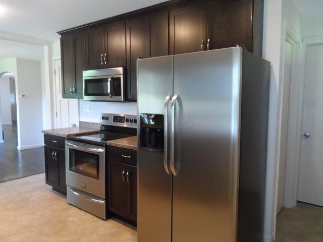 1190 State Rte 207 Chillicothe, OH 45601 - Photo 8 of 17