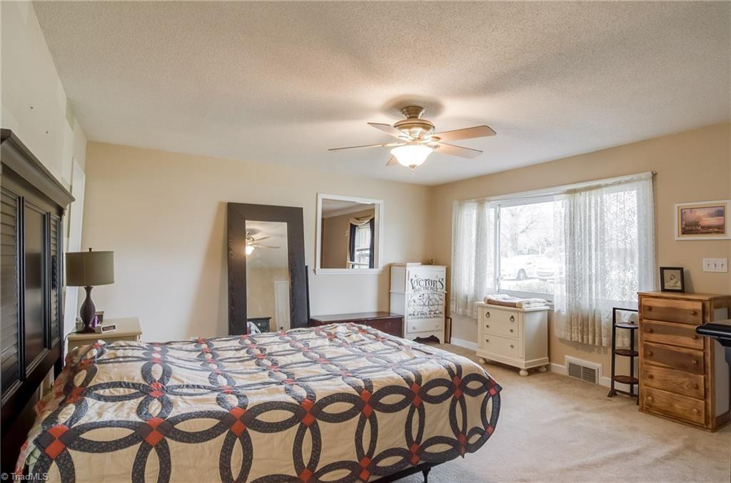 1610 Bunker Hill Sandy Ridge Road Kernersville, NC 27284 - Photo 12 of 27 Gallery Image 12